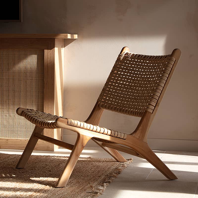 détail sur une chaise en bois