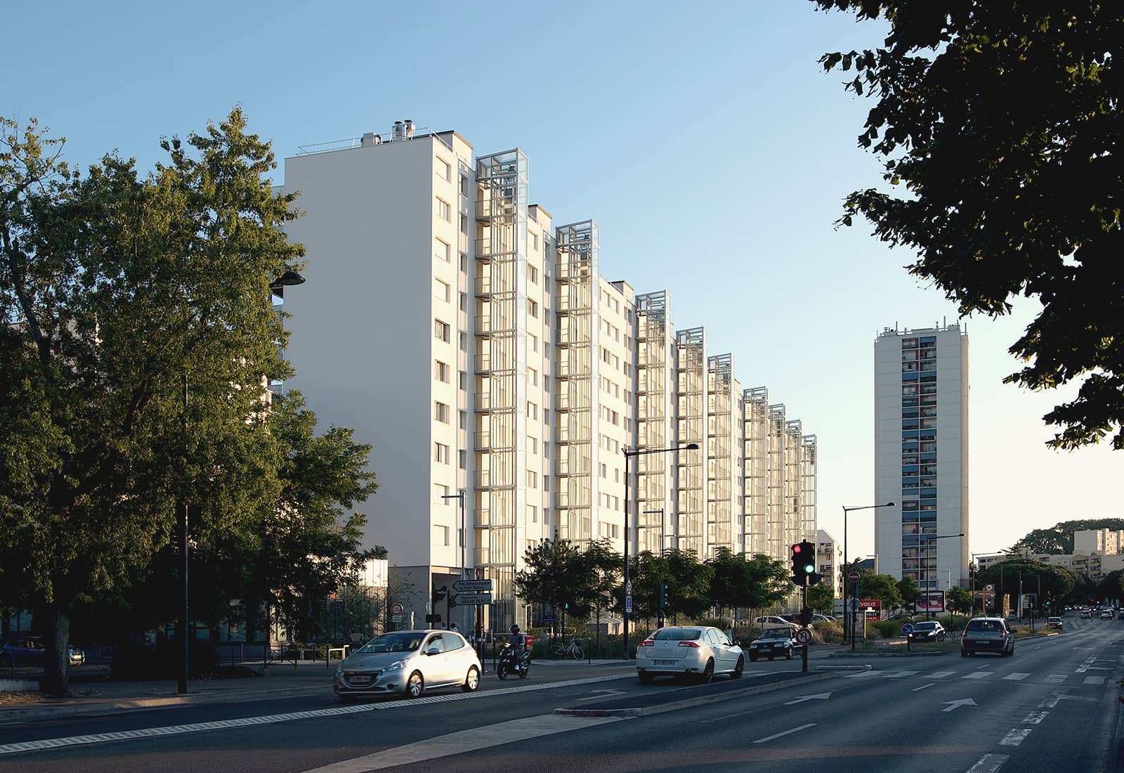 vue des façades depuis la rue
